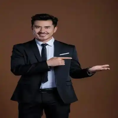 万建凤